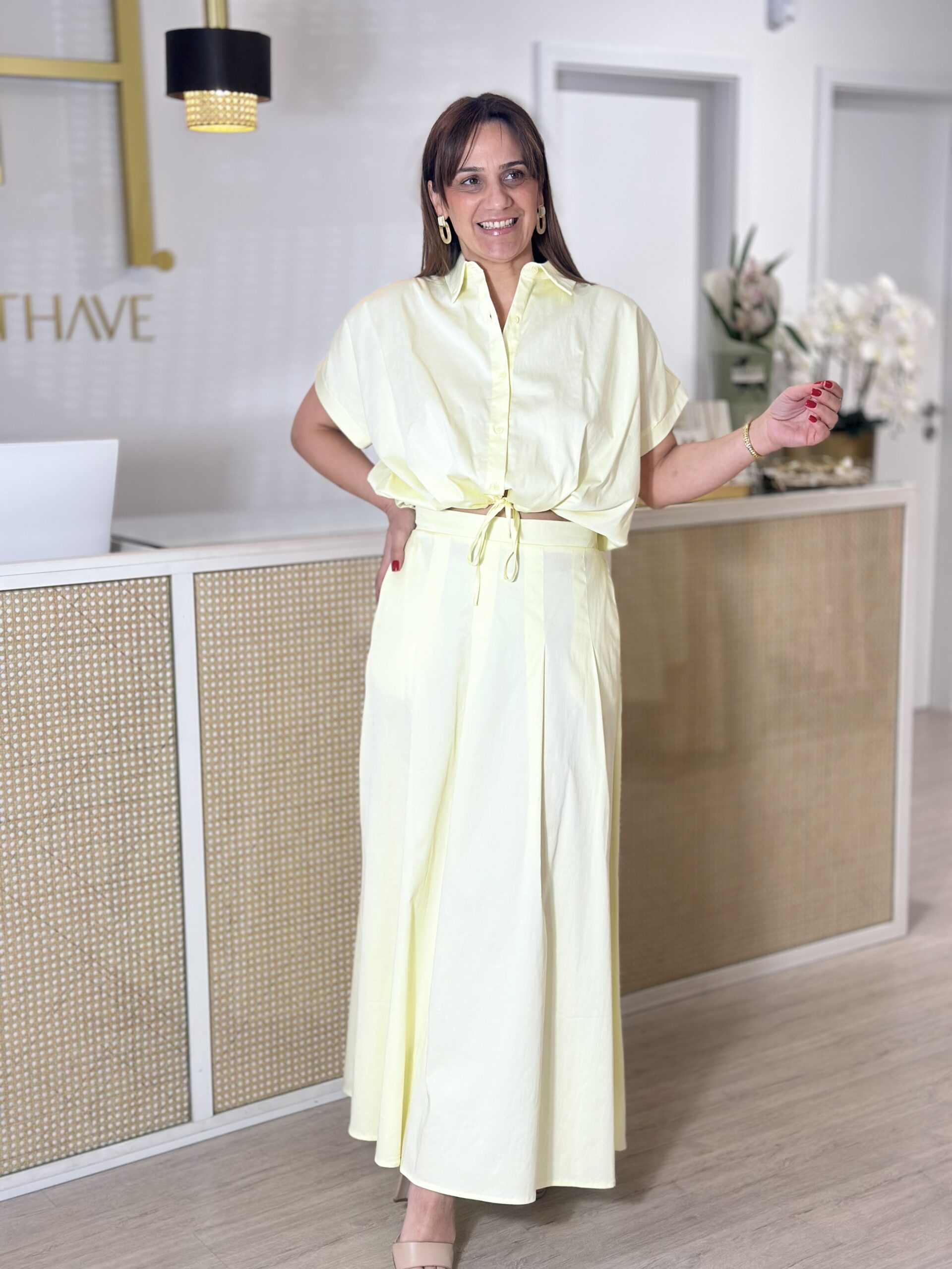 Conjunto Amarelo Manteiga